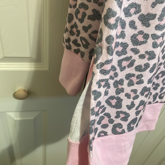 NWOT Bianca blue pink cheetah sweater - Picture 3 of 5